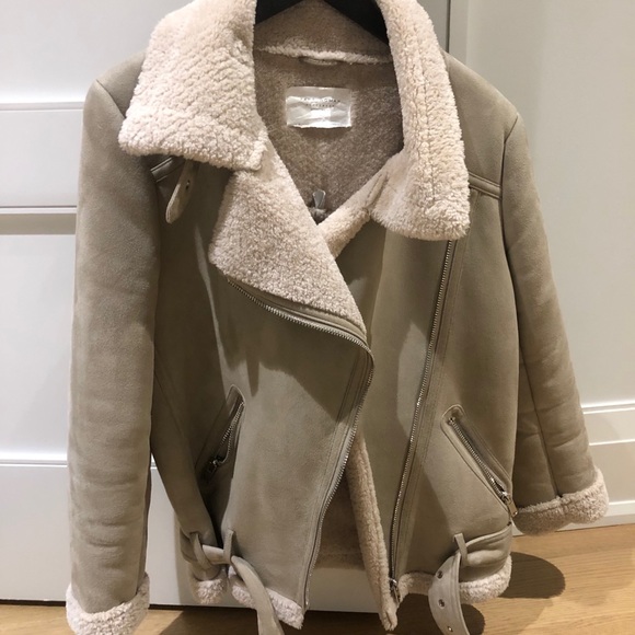 Zara Jackets & Blazers - Zara Sherpa lined Beige Jacket